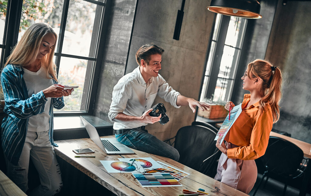 Agencia de marketing con servicios SEO, Ads y diseño web